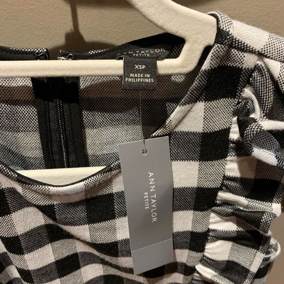 Ann taylor nwt gingham top XS petite - Picture 2 of 7